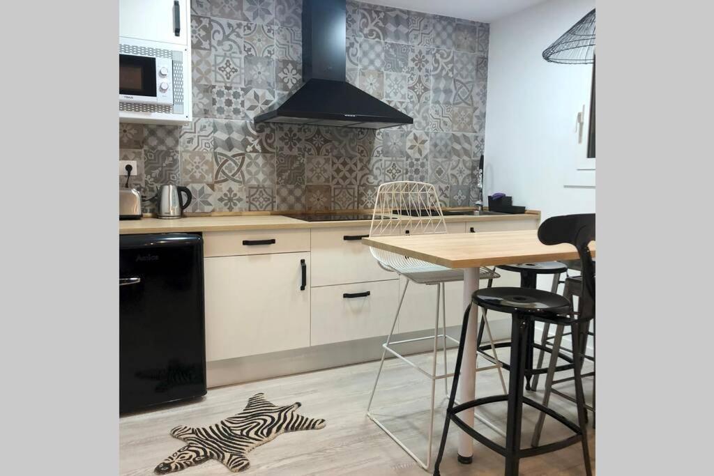 M5 Cool Terrace. Metro 1 Min. Center 15' By Metro Apartment Esplugues de Llobregat Exterior photo